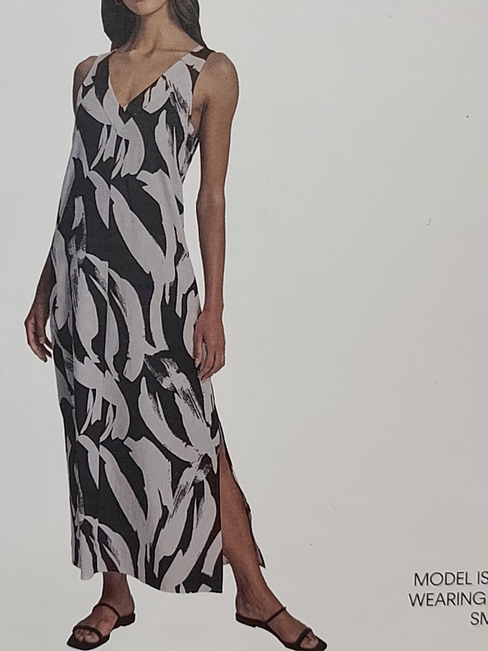DKNY Black & White Abstract V‑Neck Maxi Dress